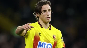 بوف يهز شباك المنافسين للمرة الأولى منذ عودته إلى صفوف واتفورد